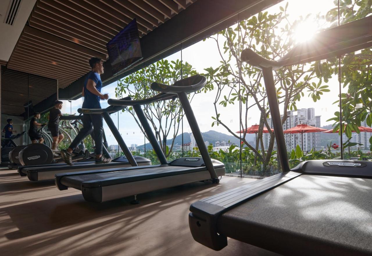Amari Spice Penang Otel Bayan Lepas Dış mekan fotoğraf The gym at The Park