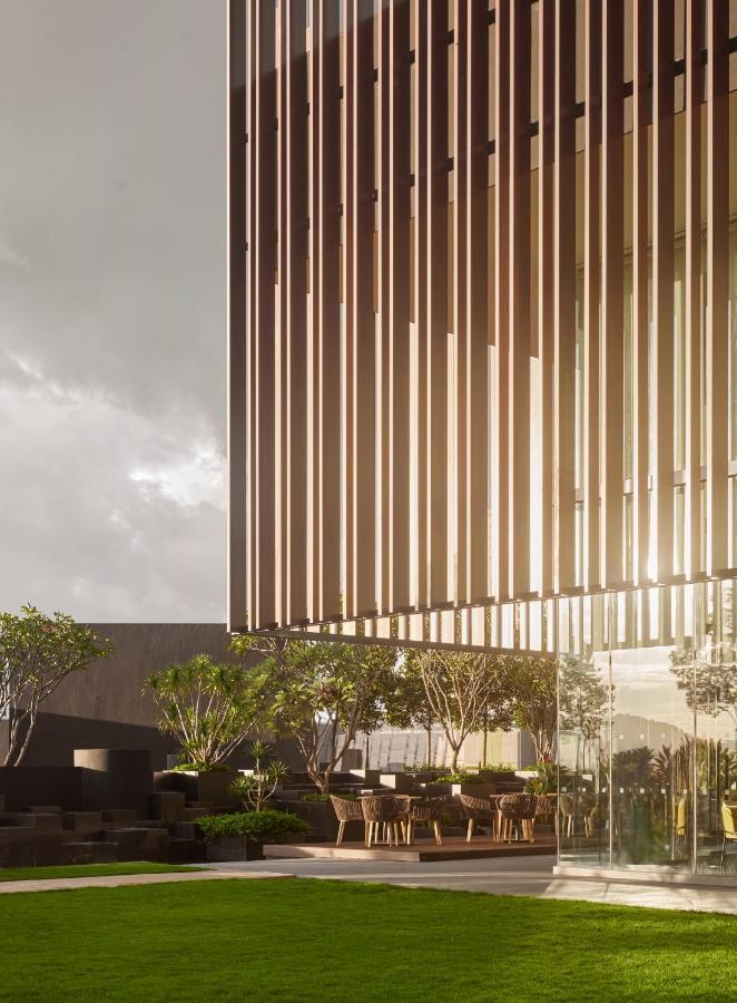 Amari Spice Penang Otel Bayan Lepas Dış mekan fotoğraf The building's facade